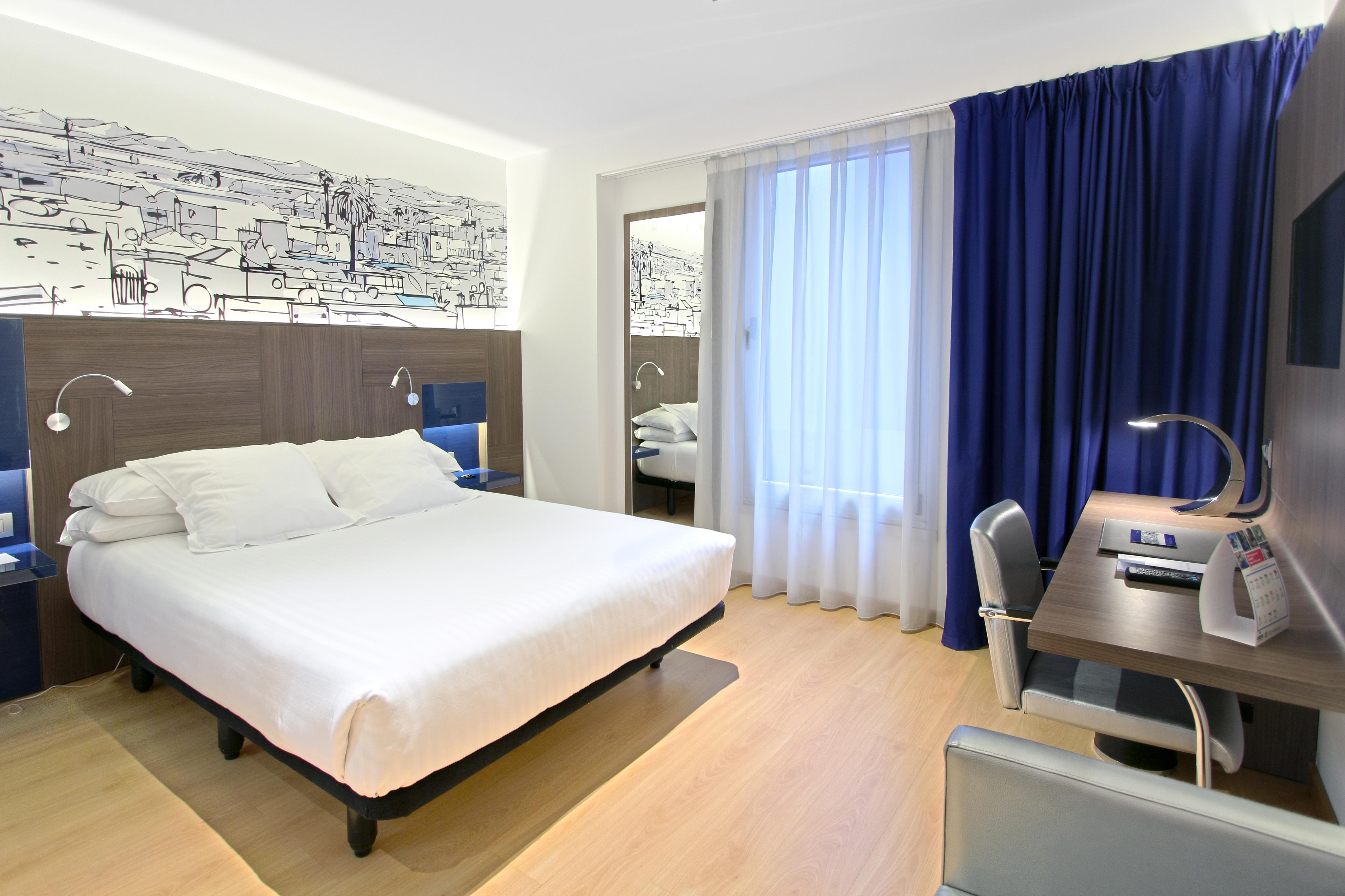 Eurostars Blue Coruna Hotel A Coruna Ngoại thất bức ảnh